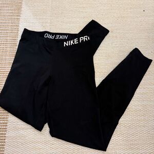 Nike Pro Women's XS Large Black Dri-FIT Mid-Rise Crop Training Leggings **READ**